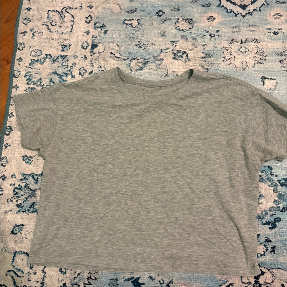 Lululemon Women’s T-Shirt